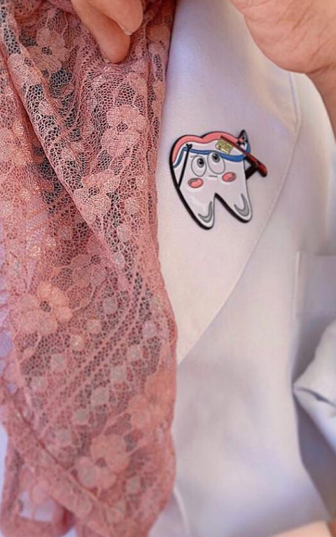 دبوس أسنان~Teeth Pin